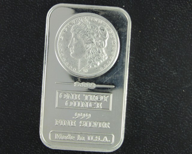 Sold at Auction: (5) 1 OZ SILVER BAR