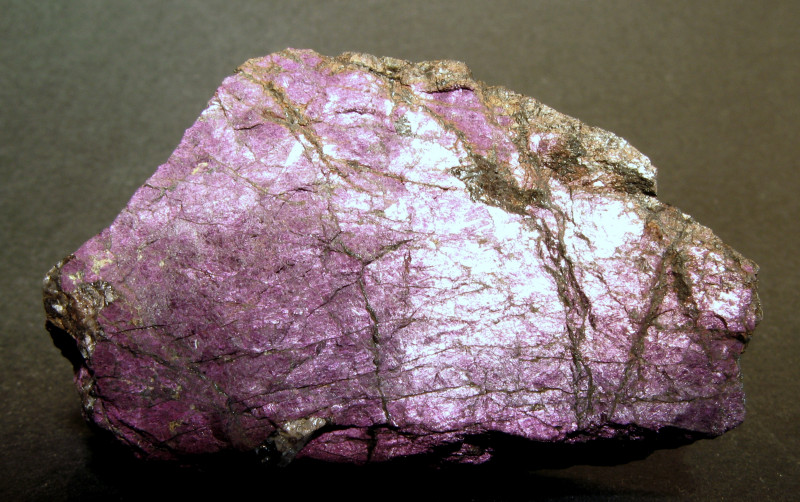 purpurite gemstone