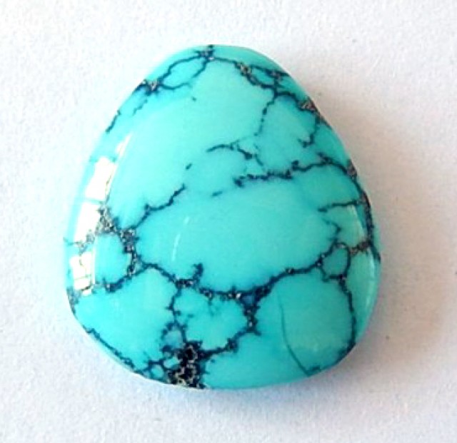 How to tell the difference between Turquoise and dyed Howlite | Gem Rock Auctions
