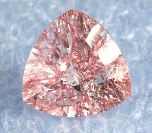 pink quartz value