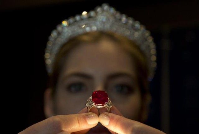 Sunrise Ruby Sets A New World Record Sale Price Gem Rock Auctions