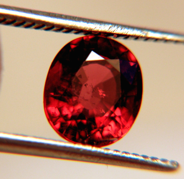 Tourmaline rubellite ou tourmaline rouge