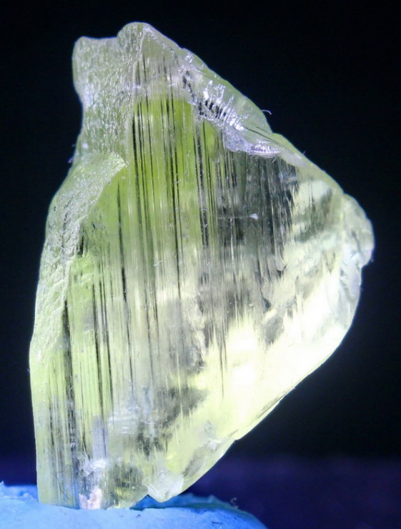 spodumene gemstone crystal rough specimen