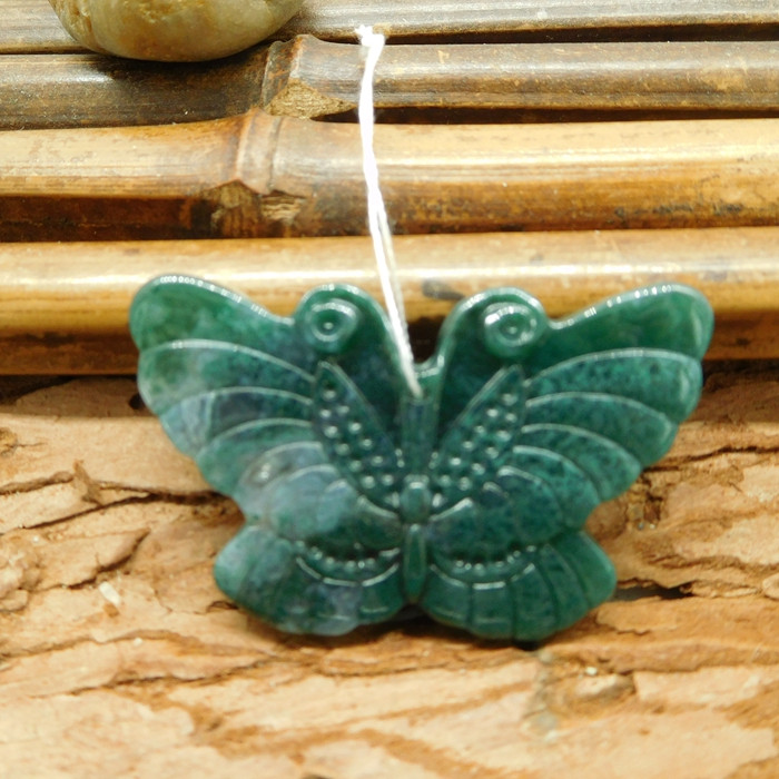 Natural butterfly carving pendant (G1344)