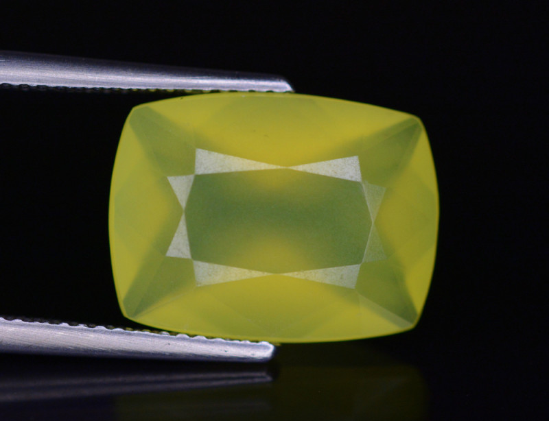 yellow serpentine gemstone faceted