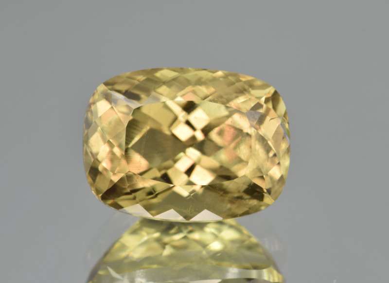 zultanit csarite diaspore dragi kamen faceted