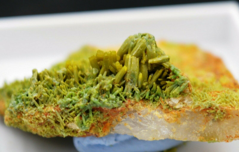 Pyromorphite rough specimen - pyromorphite formation