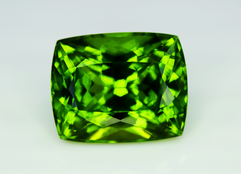 Peridot, 38.20 Ct Top Quality Oval Shape Peridot Gemstone