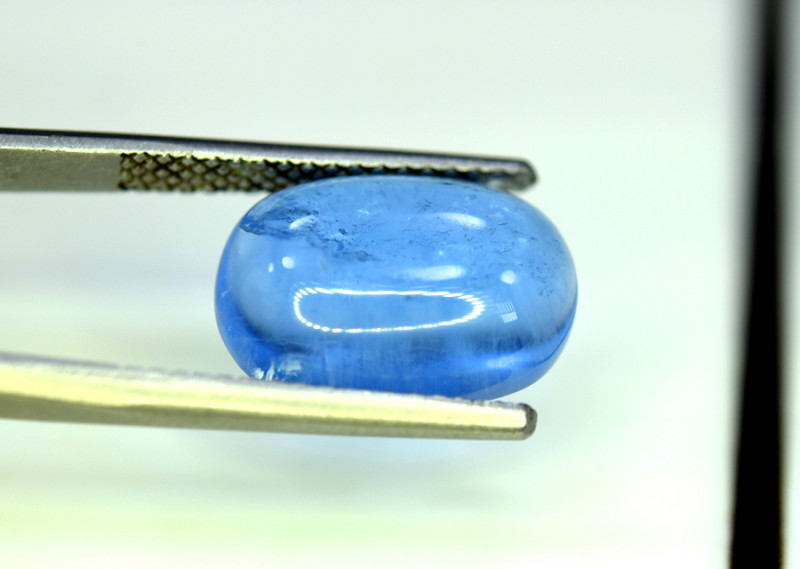 Aquamarine 7.70 Carats Top Quality Blue Aquamarine Cabochon