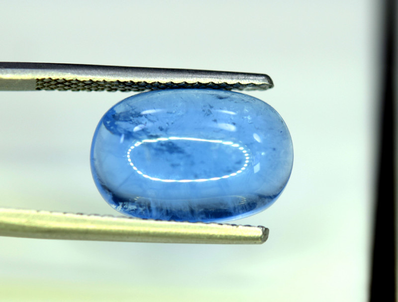 Aquamarine 7.70 Carats Top Quality Blue Aquamarine Cabochon