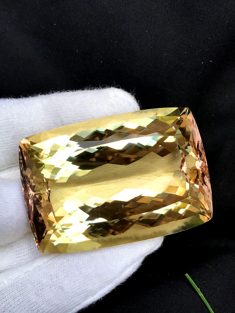 486 Carats Natural Peach Color Kunzite Gemstone