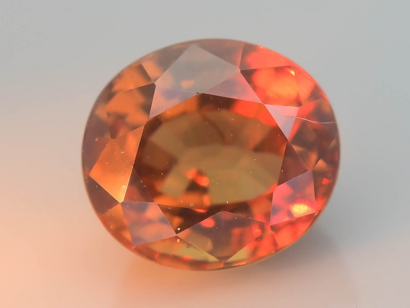 Rarest Garnet 1 21 Ct Dramatic Color Change SKU 44