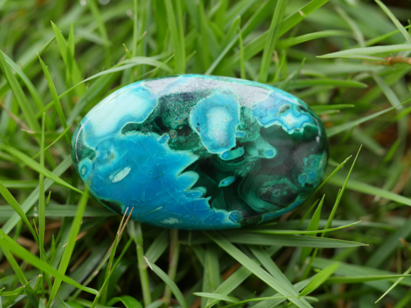 blue chrysocolla gemstone