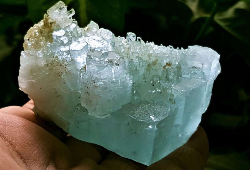 aquamarine rough specimen