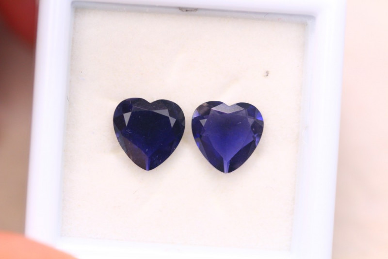 Lapis Lazuli Gemstone: Properties, Meaning, Healing Properties & More