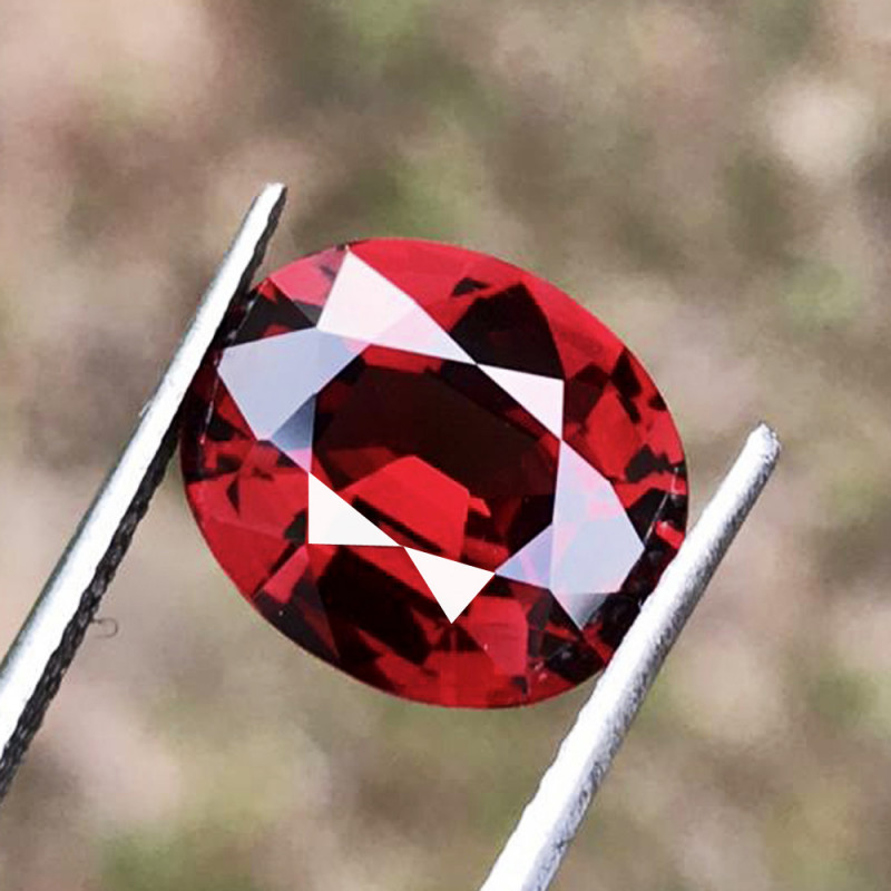 5.32 CT BLOOD RED 100 IF CLEAN NATURAL UNHEATED