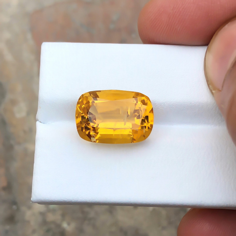 9 Ct Natural Yellowish Transparent Citrine Gemstone 9 Ct Natural Yellowish Transparent Citrine Gemstone