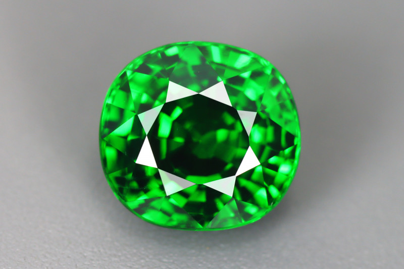 5.710 CT TSAVORITE GARNET CHROME GREEN 100% CLEAN NATURAL UNHEATED