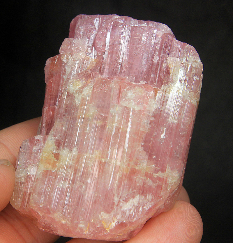 cristal de tourmaline rose