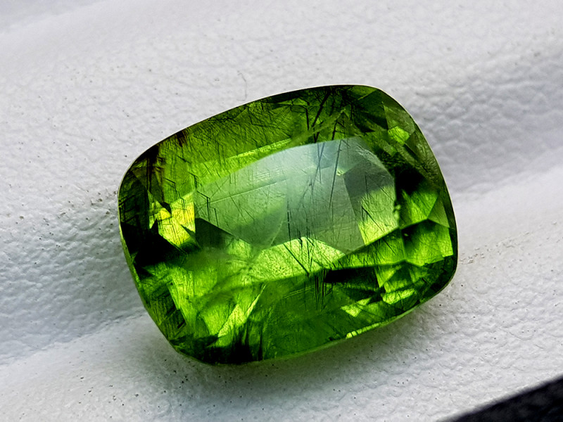 6.75CT RUTILE PERIDOT PAKISTAN GEMSTONE IGCRTPP04