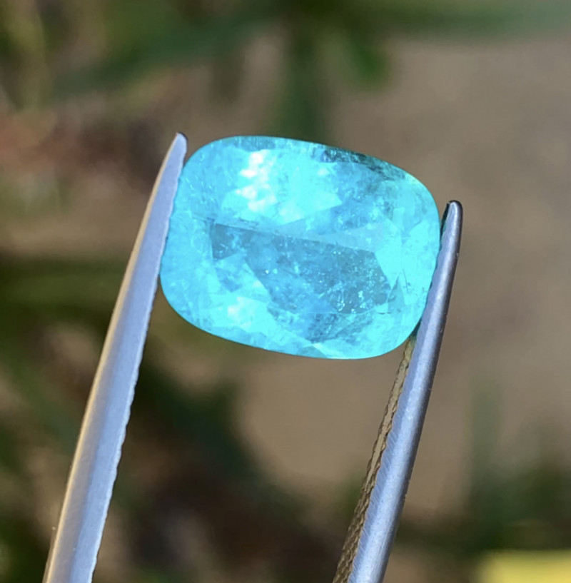 paraiba tourmaline vs indicolite aboɔden abo a ɛyɛ den