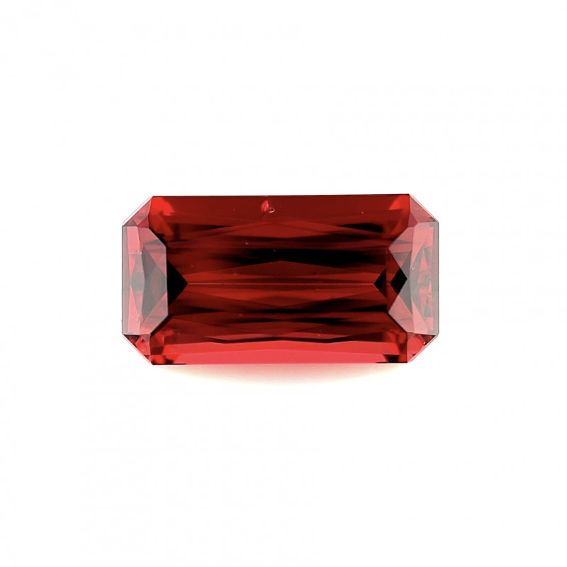 red garnet gemstone capricorn birthstone