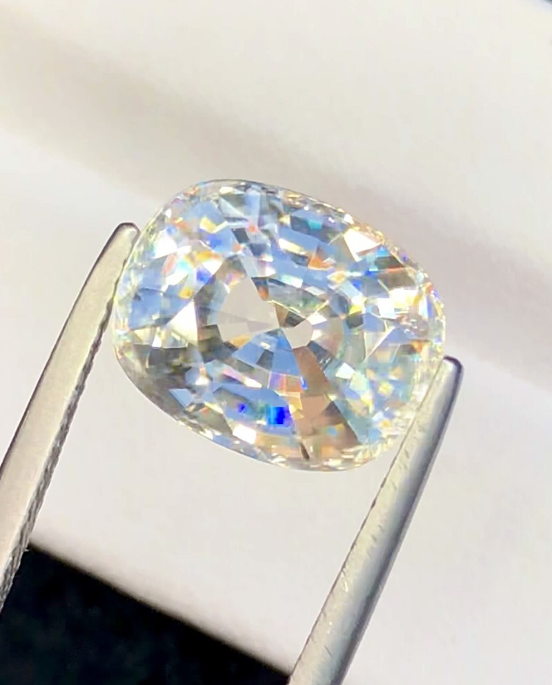 Diamond Luster9.15Ct Full Of Sparkly Vibrant White