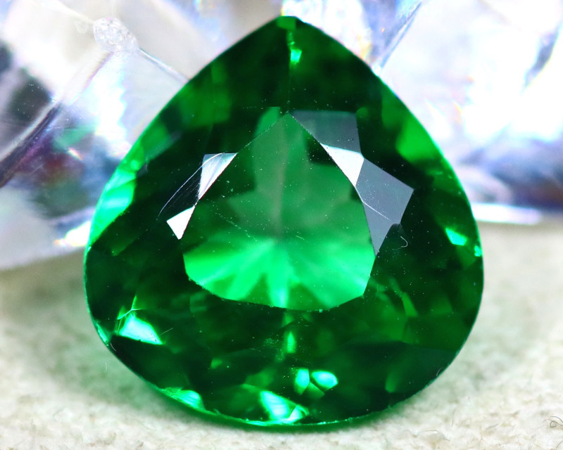Beryl 6.69Ct Natural Vivid Green Color Beryl EN381/A61