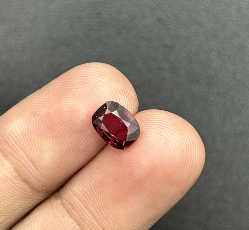 Natural Blood Red 1.855 Carats Excellent Gemstone