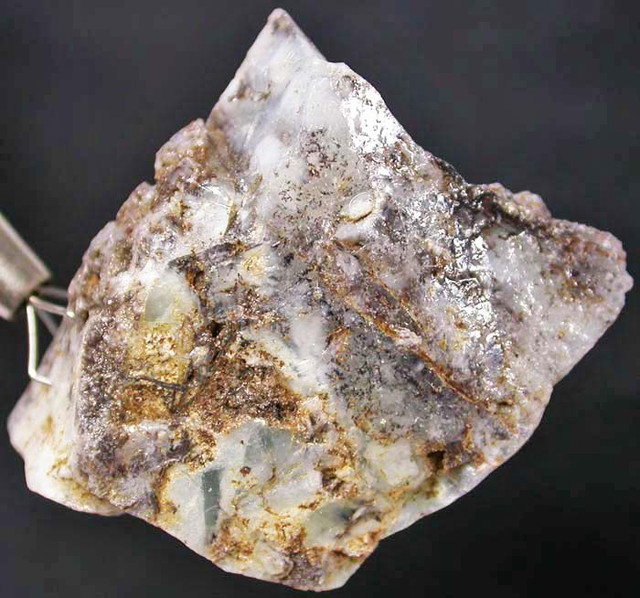 OPAL ROUGH WITH INCLUSIONSCANADA 68.65 CTS [F2555]