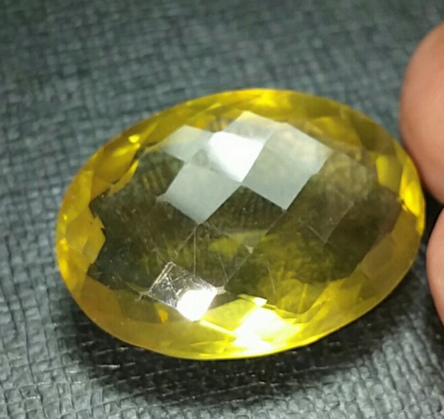 33ct 26mm Lemon Citrine also called Gold Green Citrine