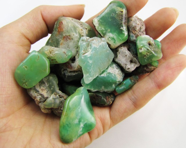 chrysoprase tumbled stones