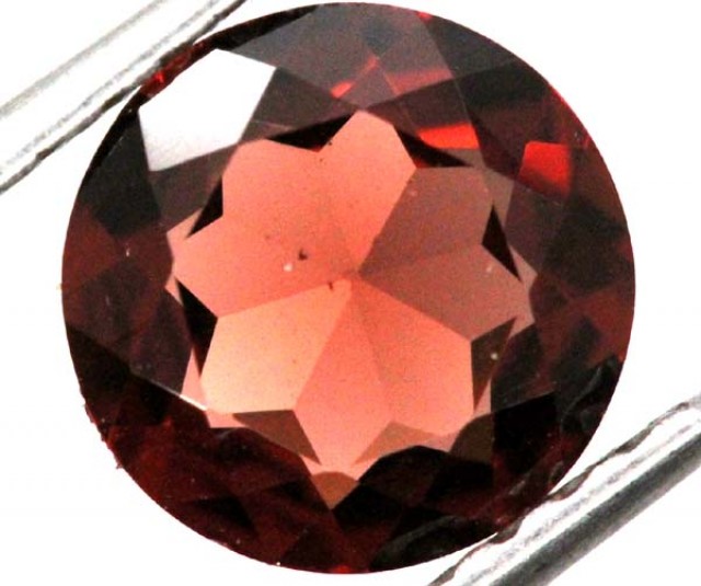 BURGUNDY RED GARNET FACETED 1.7 CTS TBG-807