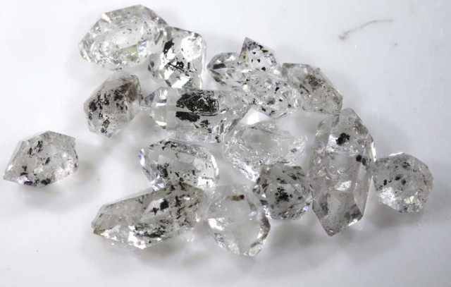 8 35 cts quartz like herkimer parcel lg 1444 8 35 cts quartz like herkimer parcel lg 1444