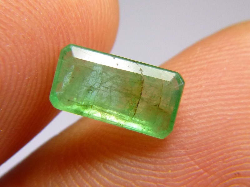 1.85cts Afghan Emerald , 100 Natural Gemstone
