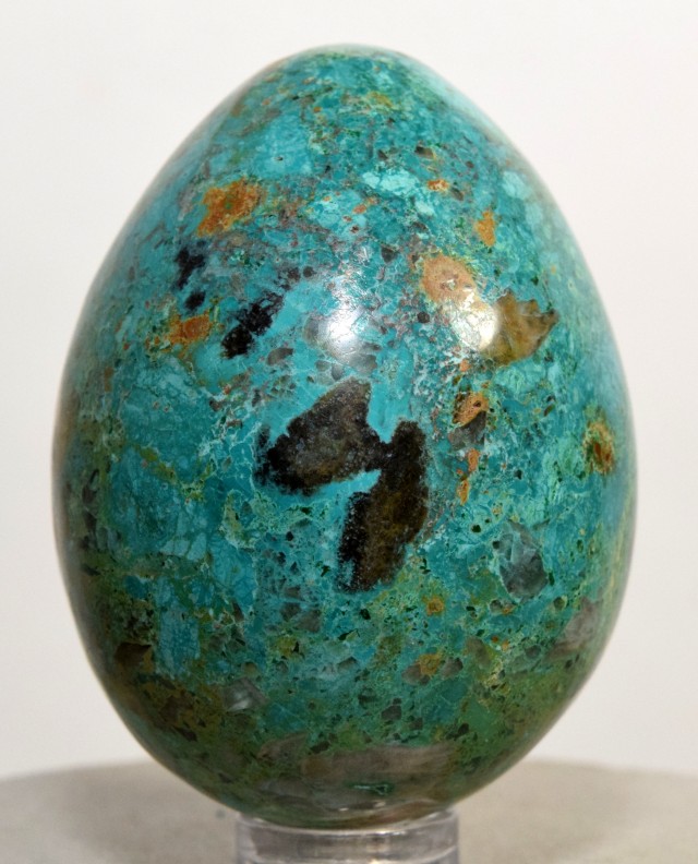 Chrysocolla egg carving