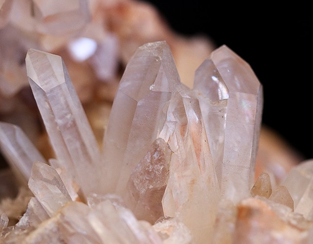 LARGE CRYSTAL QUARTZ SPECIMEN 22 KILOS