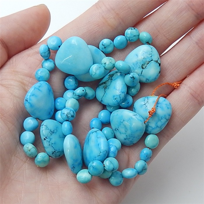 howlite beads necklace