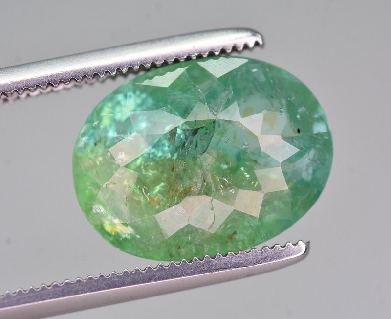 green paraiba tourmaline gemstone