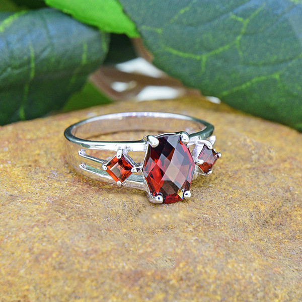 Garnet Red Gemstone Silver Ring normaly 925 Sterling Silver Fascinating Natural Red Ring