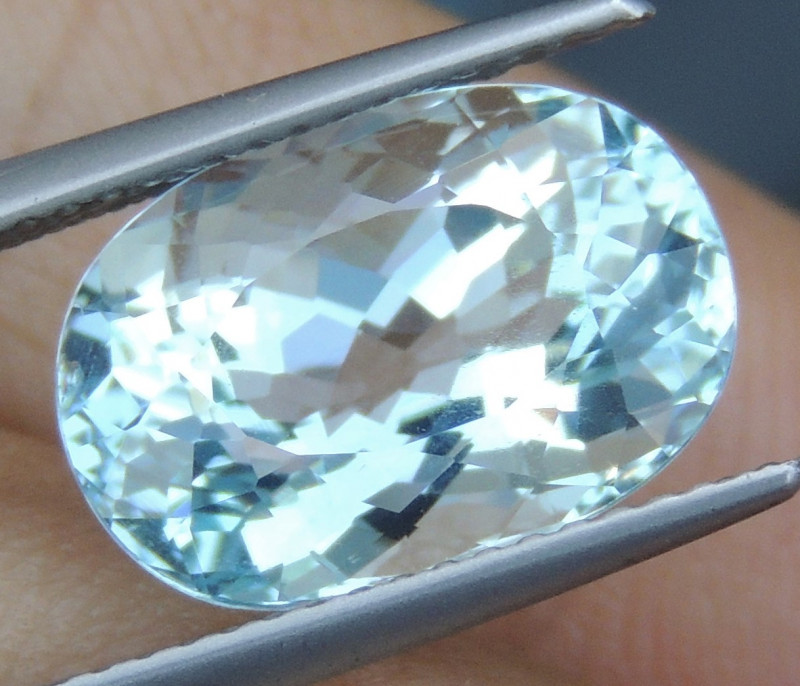 5.78cts Aquamarine, Clean,