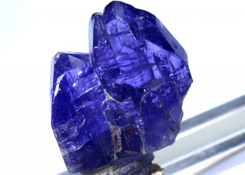 44 CTS TANZANITE SPECIMEN CRYSTAL TBM1775