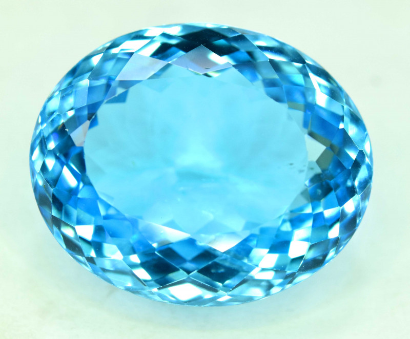 34.15 cts Blue Topaz Gemstone