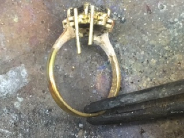 adding claw to ring that lost a stone