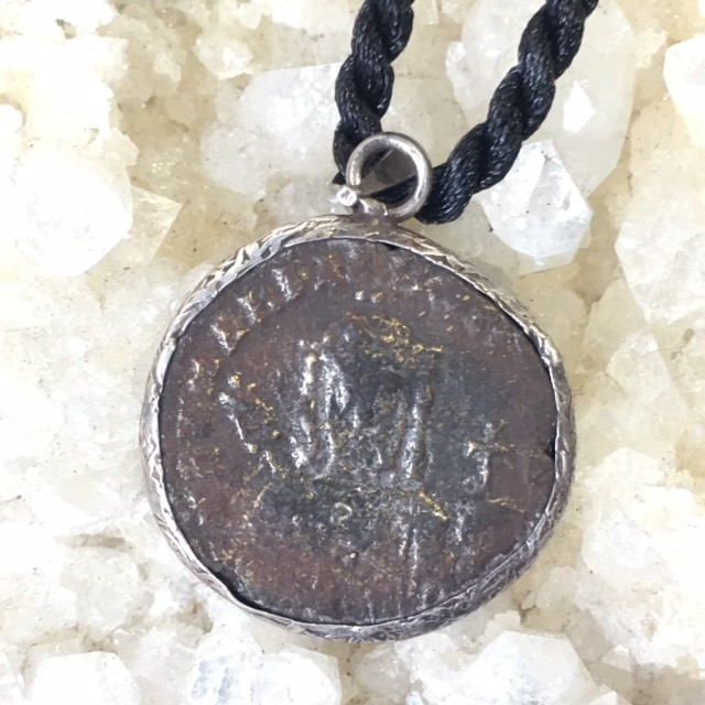 How To Make A Coin Necklace A Complete Tutorial Jewelry Auctioned