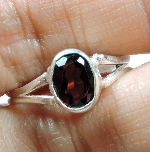 Cute Natural Garnet Ring Size 7 JGG 108