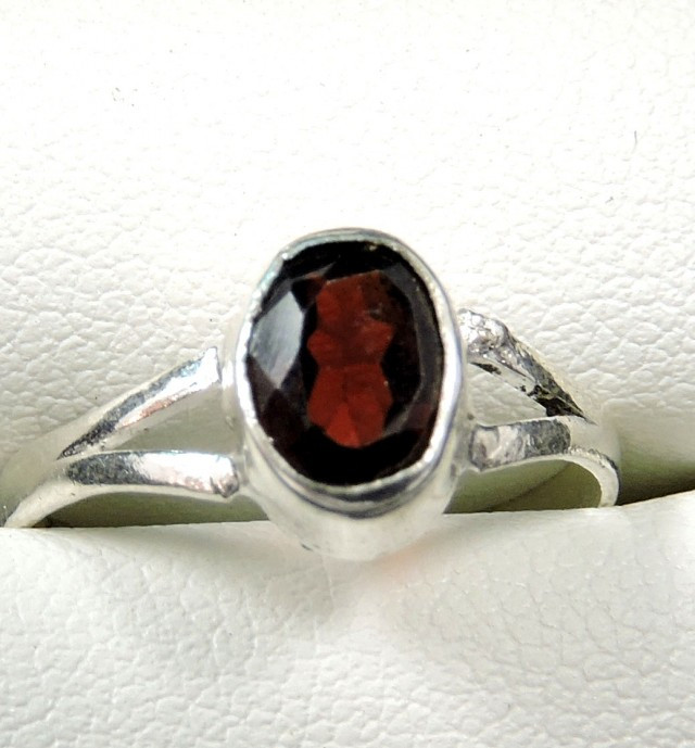 Cute Natural Garnet Ring Size 7 JGG 108