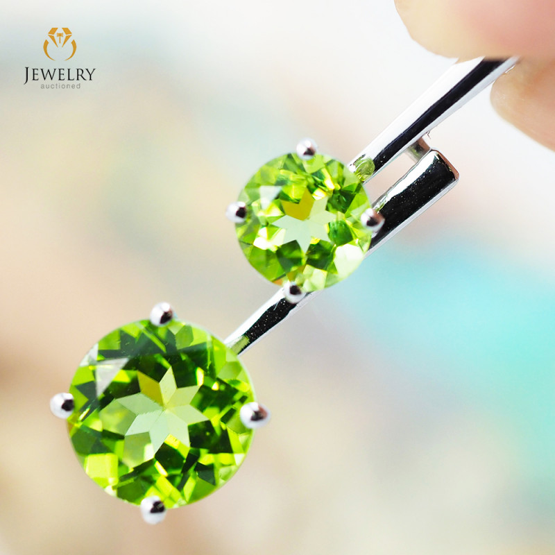 14K White Gold Peridot Pendant - 84 - D P11441 1550