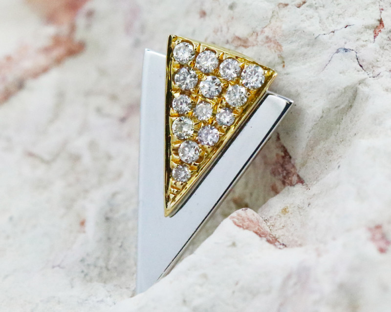 18k white gold and yellow gold pendant with diamonds