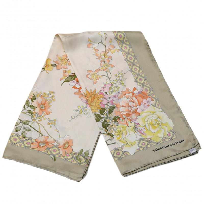 Fashion Silk Scarves